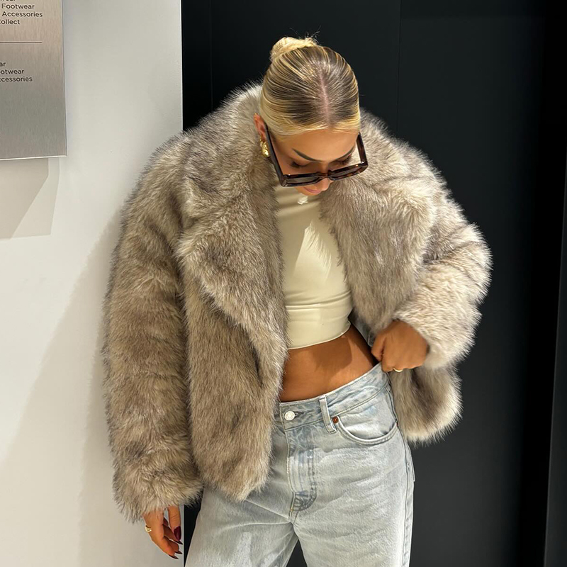 Women Streetwear Brand - シックなストリートガールズ グラデーションフェイクファージャケット 女性用 冬 2026 ブランド